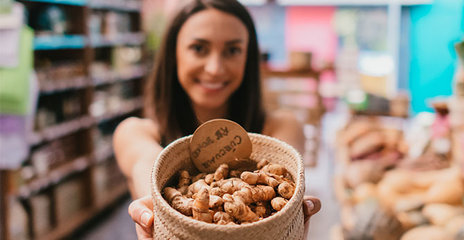 12 Temperos para Melhorar a Sua Digestão