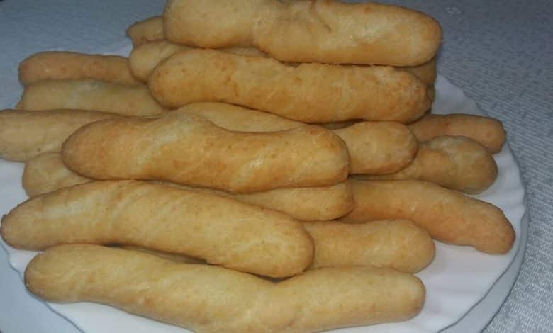 Biscoito de polvilho frito na panela de pressão