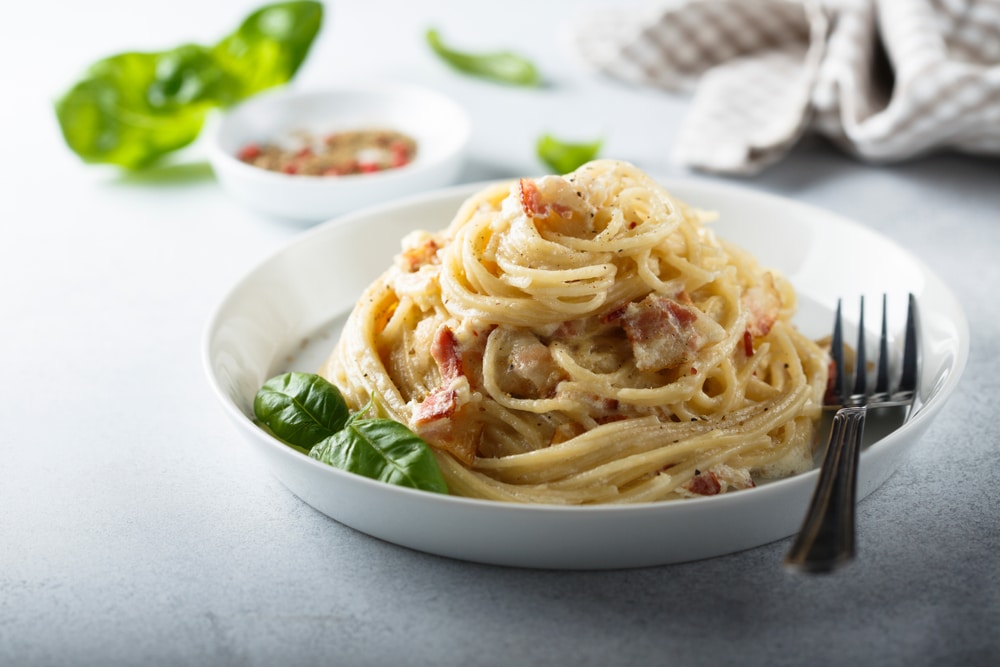 Receita de Espaguete à Carbonara: Um Clássico Italiano