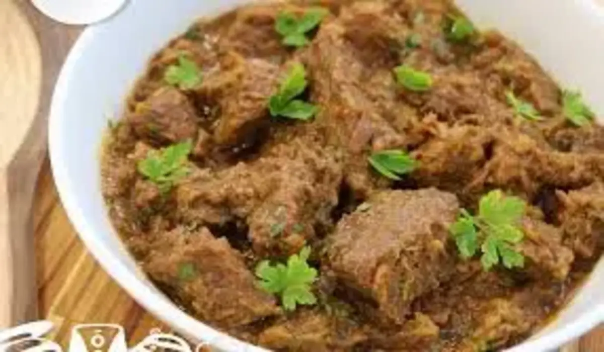 Carne ao Molho de Cebolas Caramelizadas