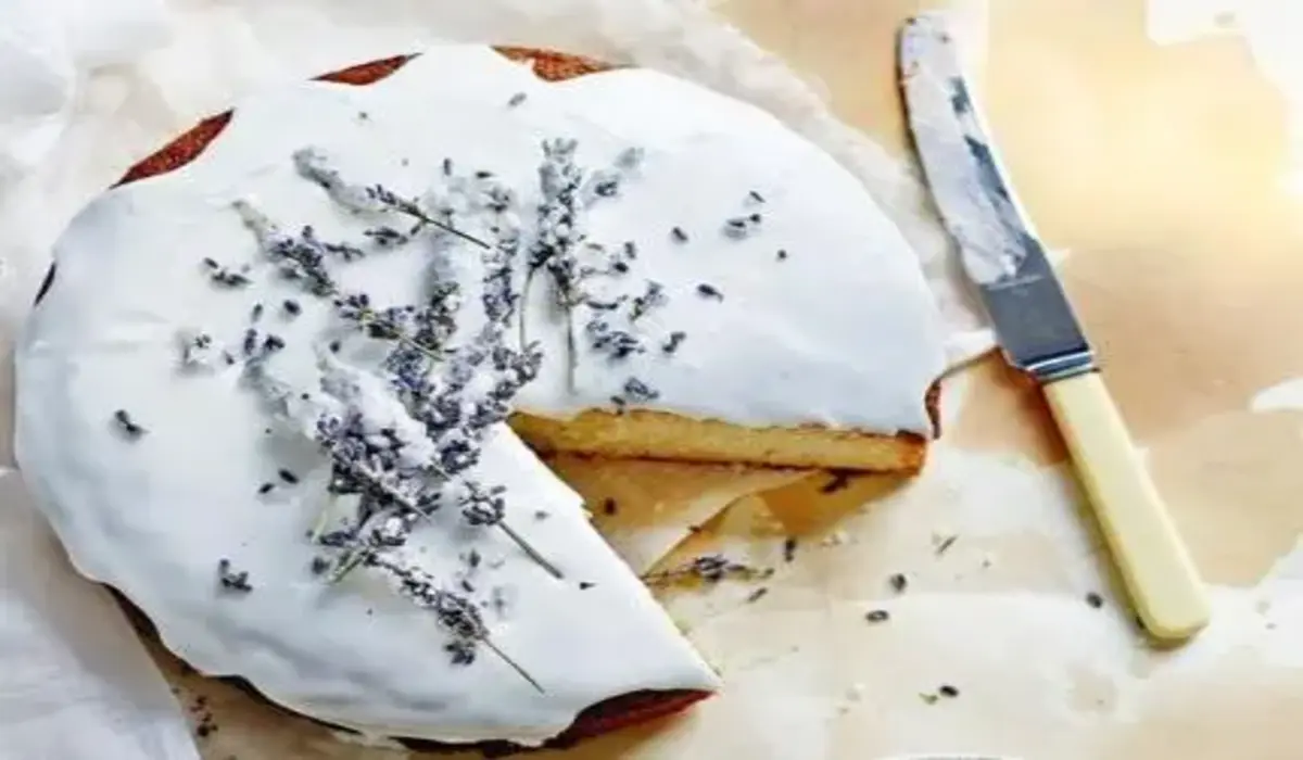 Bolo de Limão com Lavanda