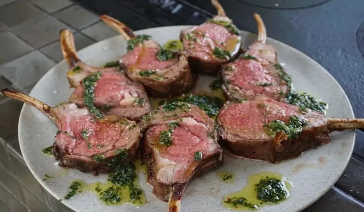 Costelas de Cordeiro ao Molho