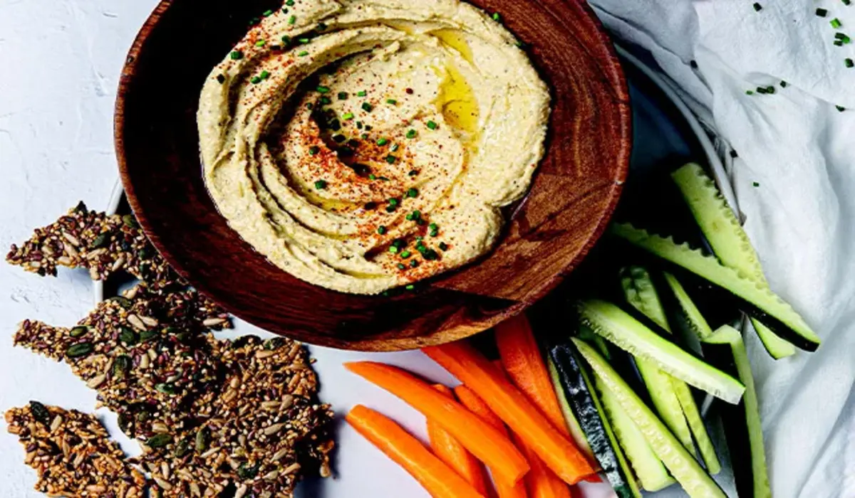 Homus com Palitos de Vegetais