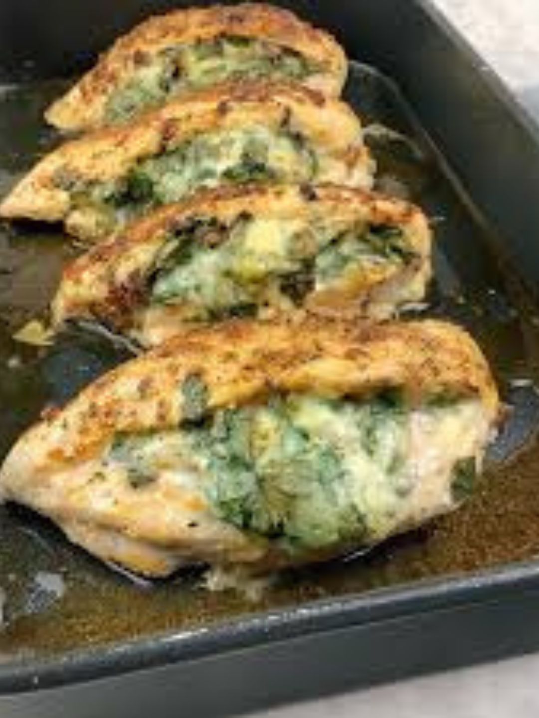 Peito de Frango Recheado com Espinafre e Queijo