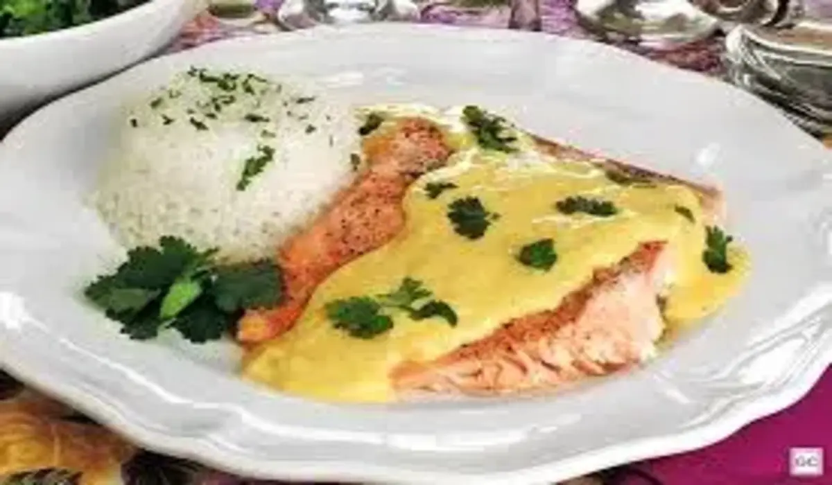 Salmão Grelhado com Molho de Manga