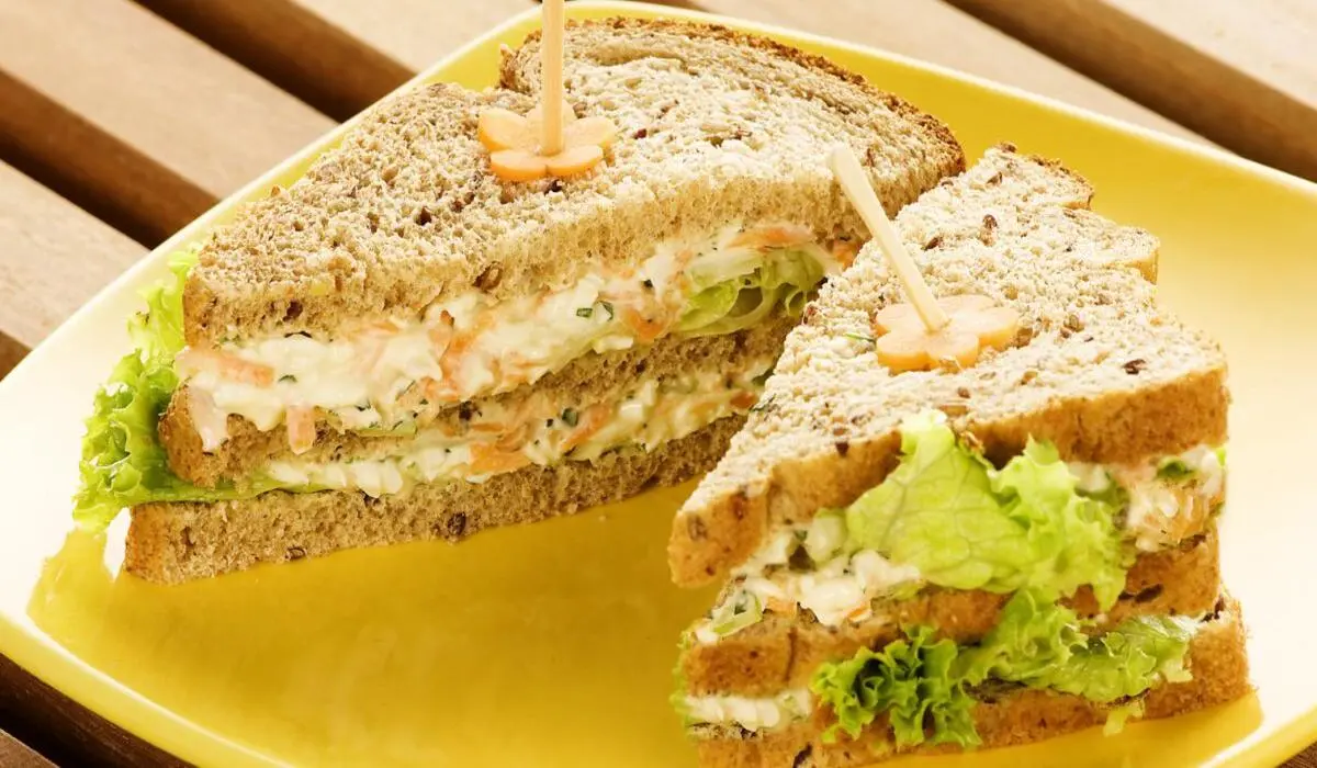 Sanduíche de Peito de Peru