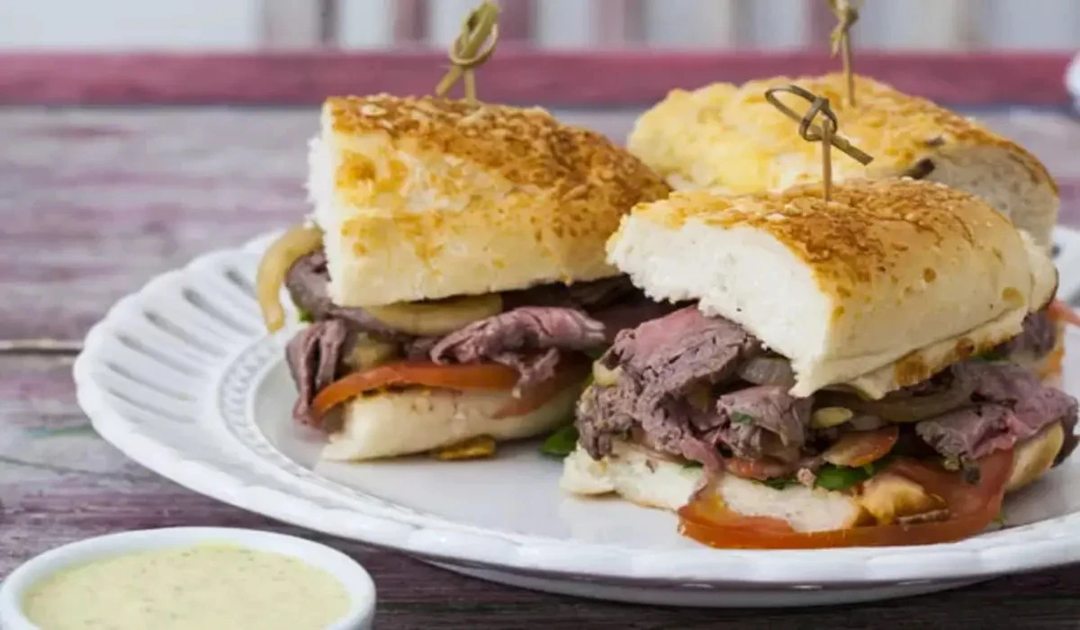 Sanduíche de Rosbife e Mostarda