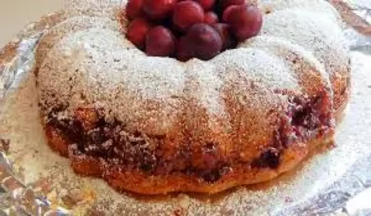 Bolo de Cereja e Amêndoa