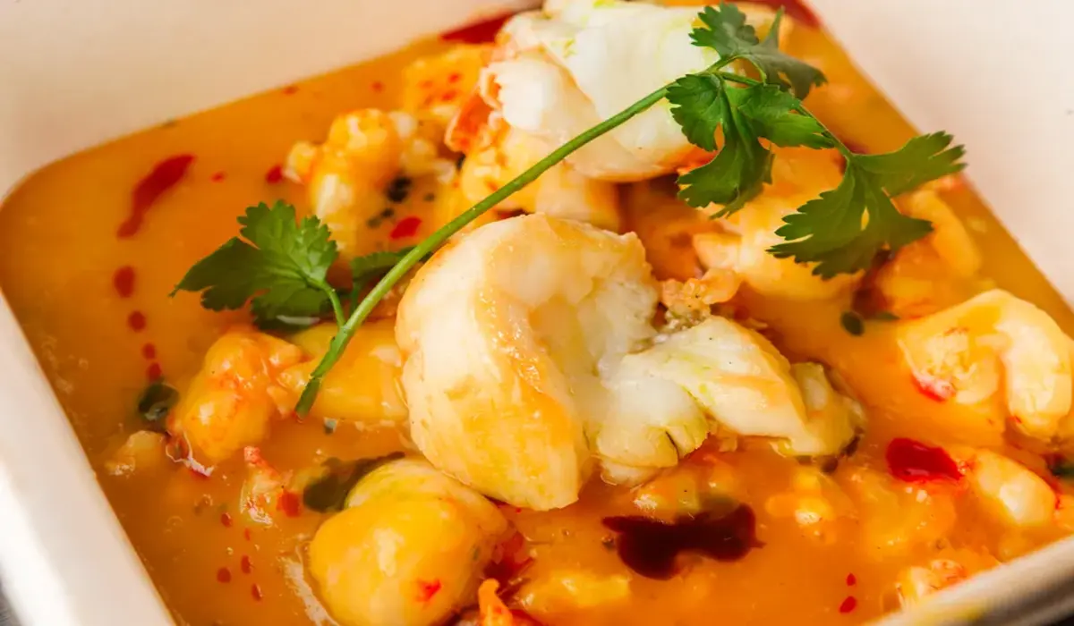 Bobó de Lagosta com Creme de Batata Baroa