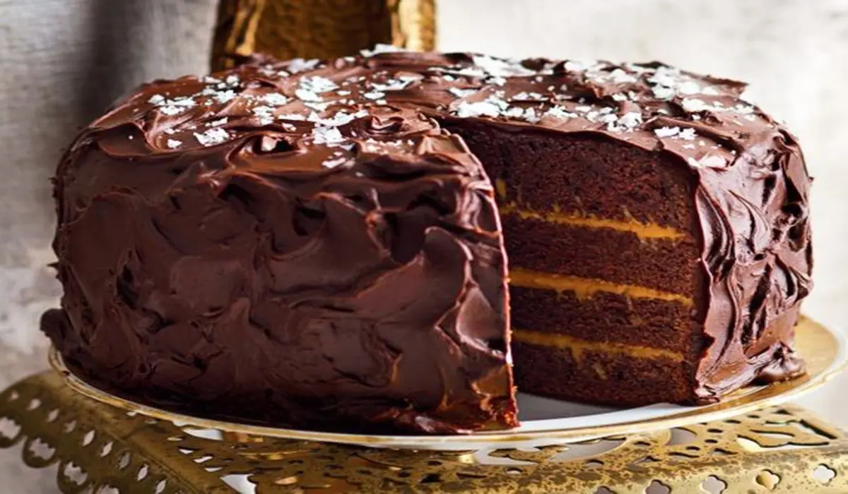Bolo de Caramelo Salgado e Chocolate