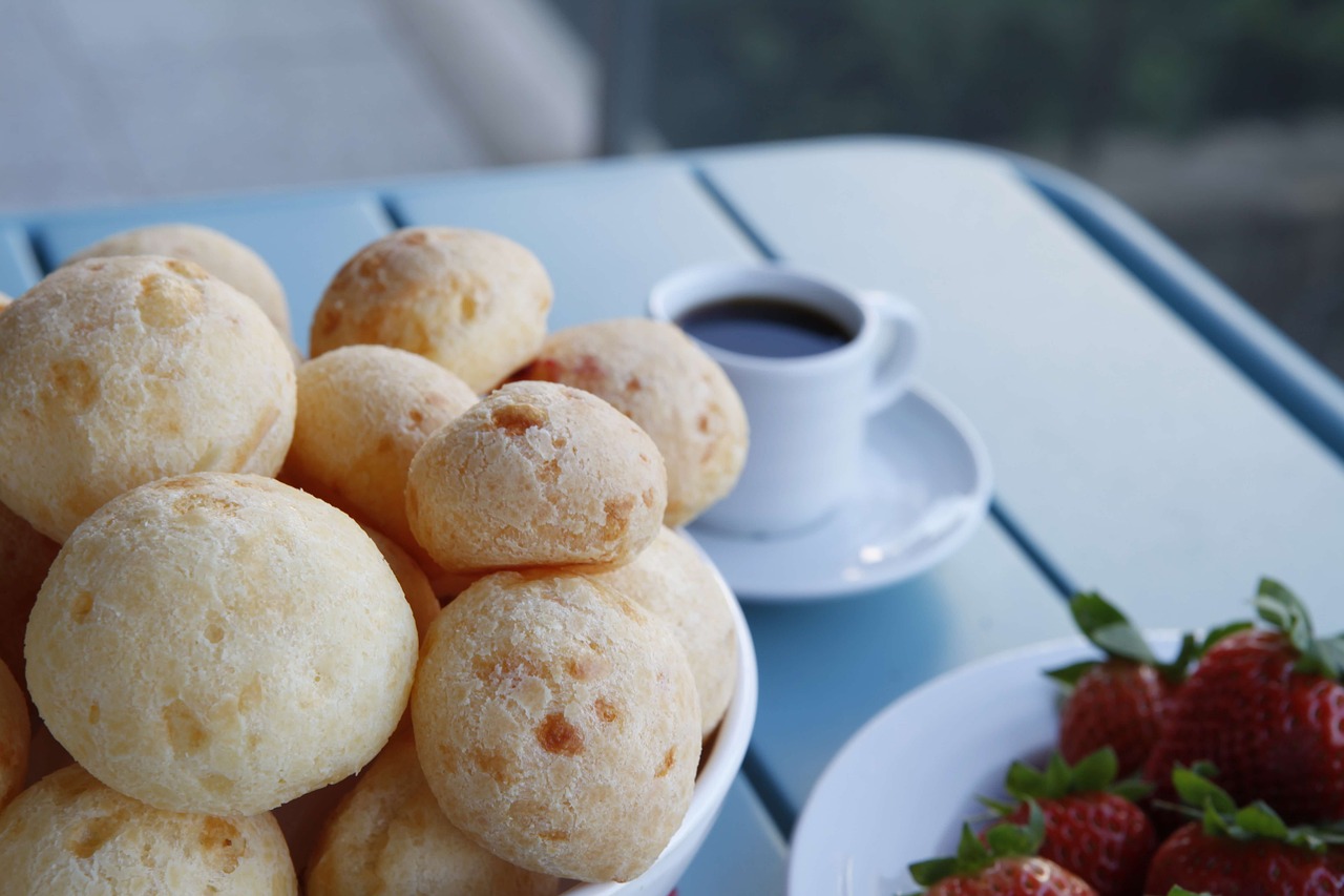 Como Fazer Pão de Queijo Mineiro Tradicional