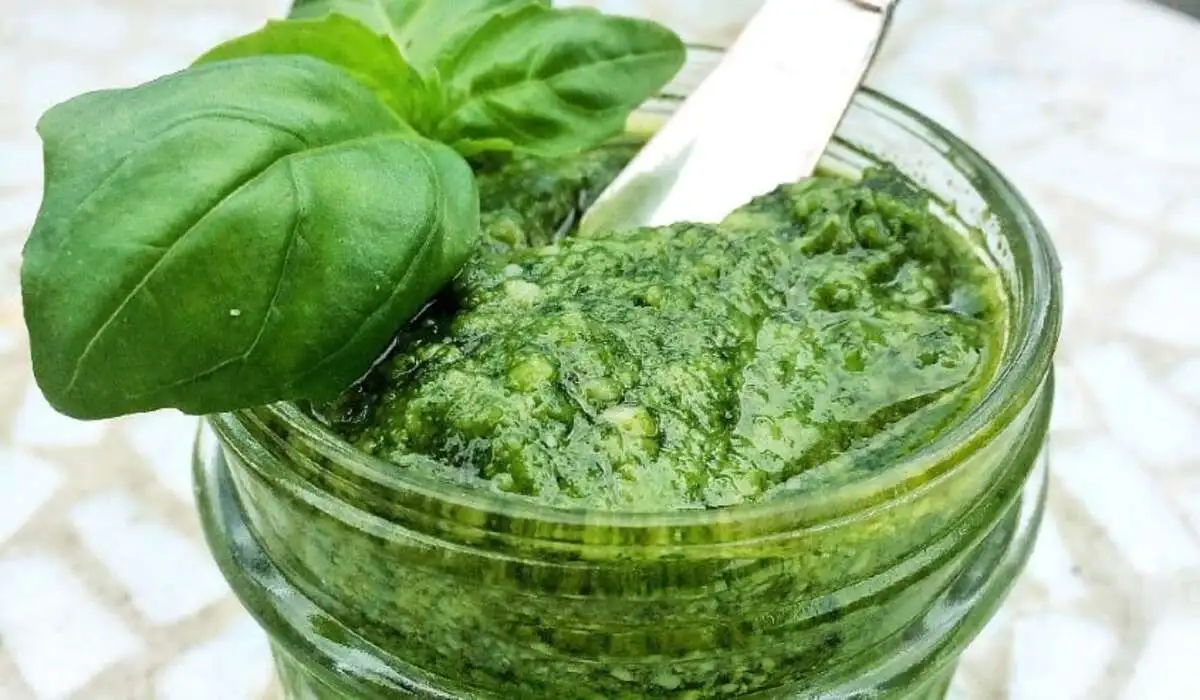 Pesto de Manjericão